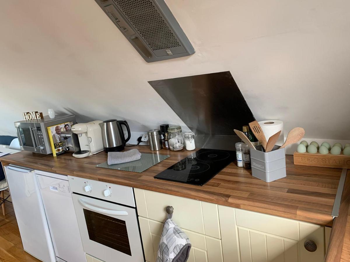 Tollgate Lodge - Private Studio Apartment Bury St. Edmunds Esterno foto
